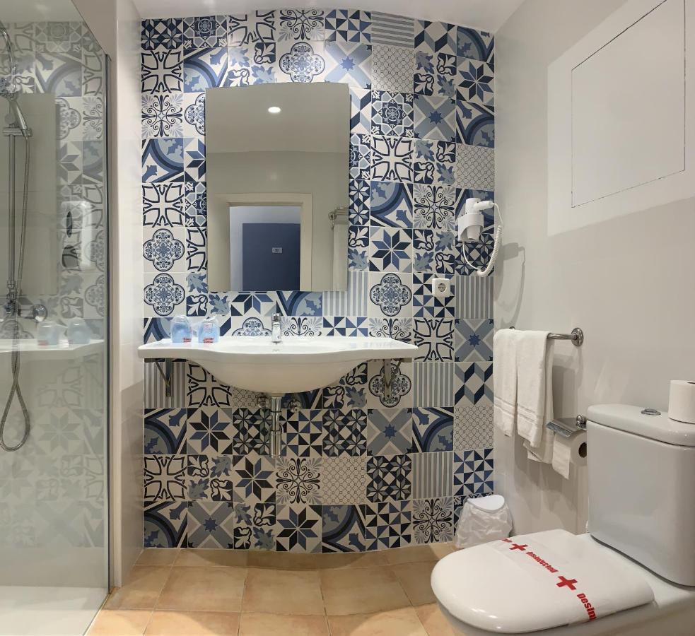 Hostal Hpc Porto Colom Eksteriør bilde